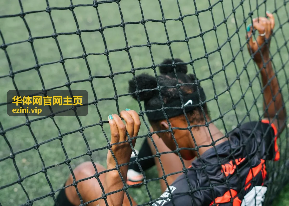 华体网官网主页覆盖赛事资讯与数据内容的现场视角